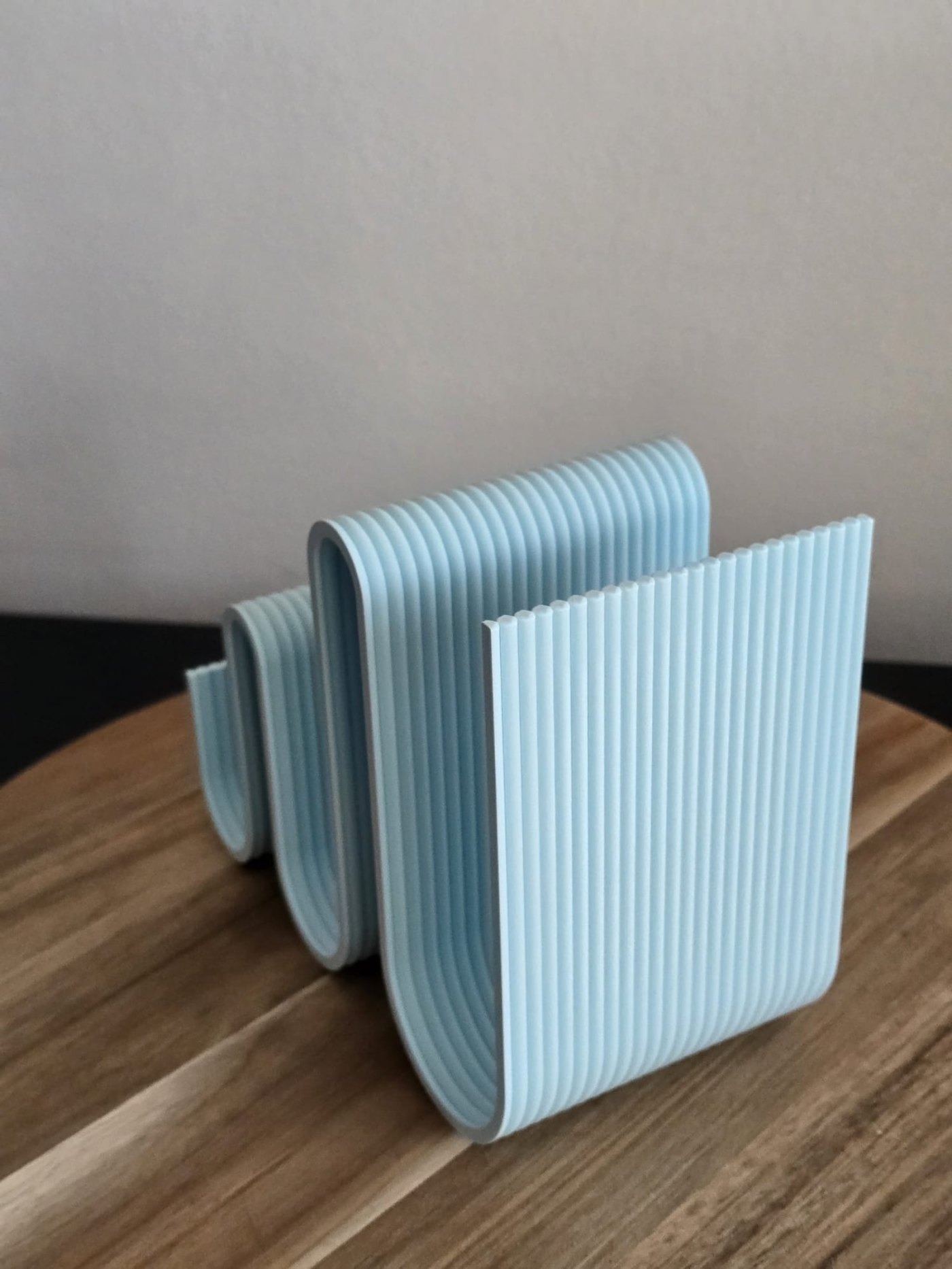 Dalgalı Kademeli Masaüstü Dosya Organizeri - 3D Baskı