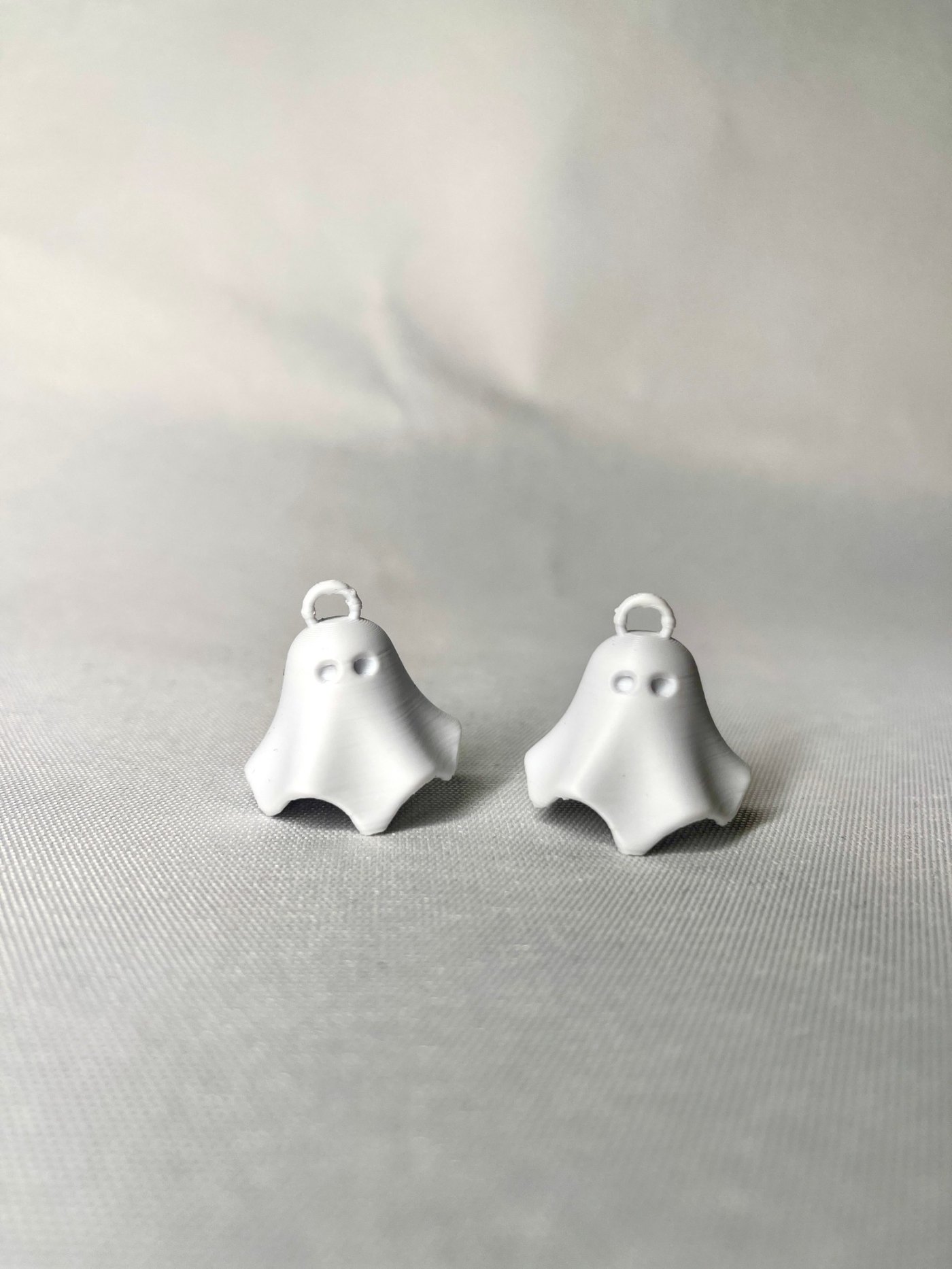 Mini Hayalet Küpe - El Yapımı Görünümlü 3D Baskı