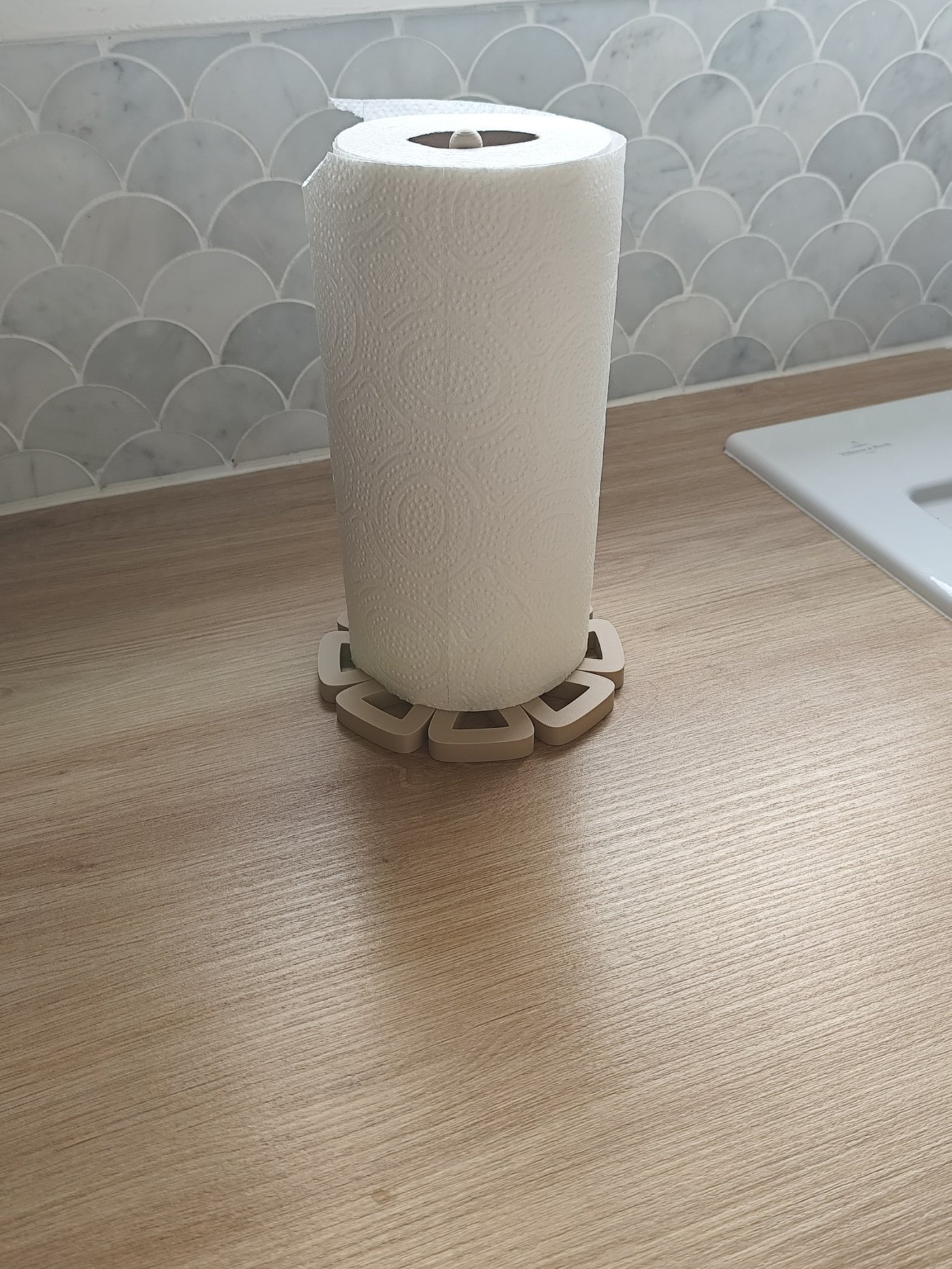 Çiçekli Kâğıt Havlu Tutucu - 3D Baskı Mutfak Düzenleyici