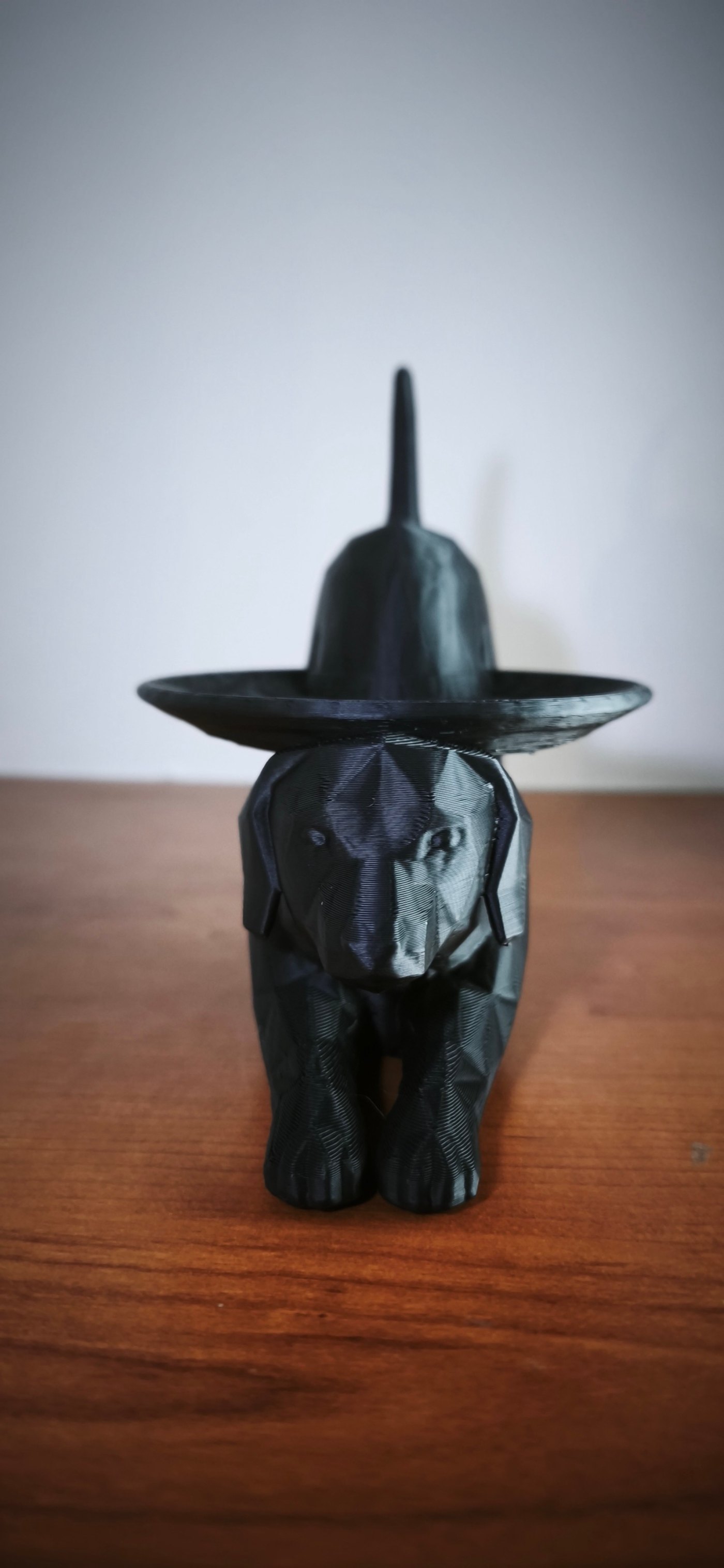 Low-Poly Gerinen Köpek Figürlü Anahtar ve Küçük Eşya Tepsisi