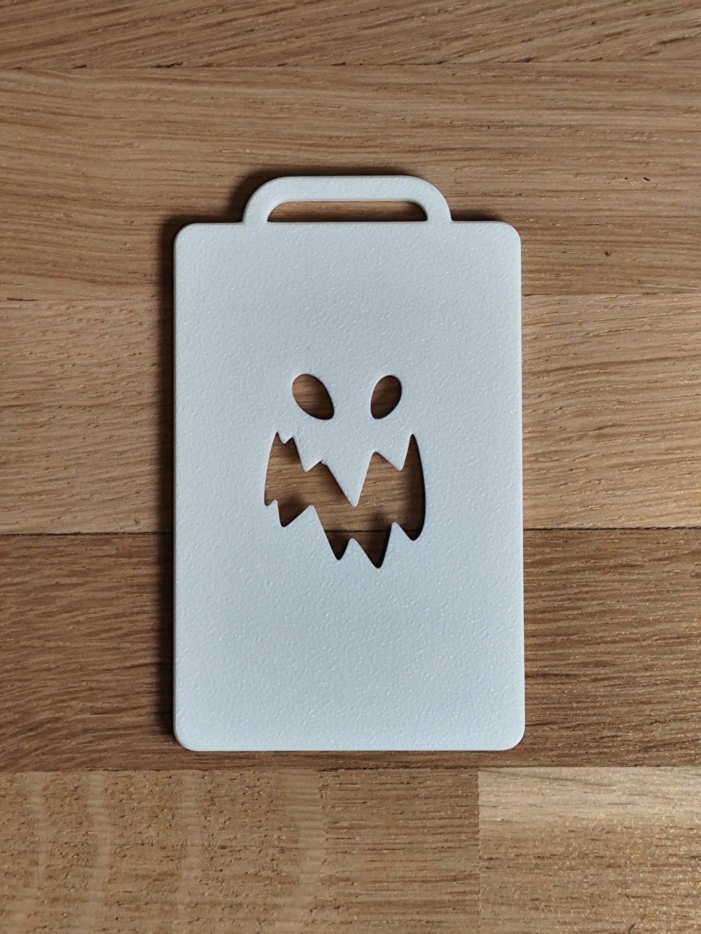 Hayalet Kimlik Kartlığı - Halloween