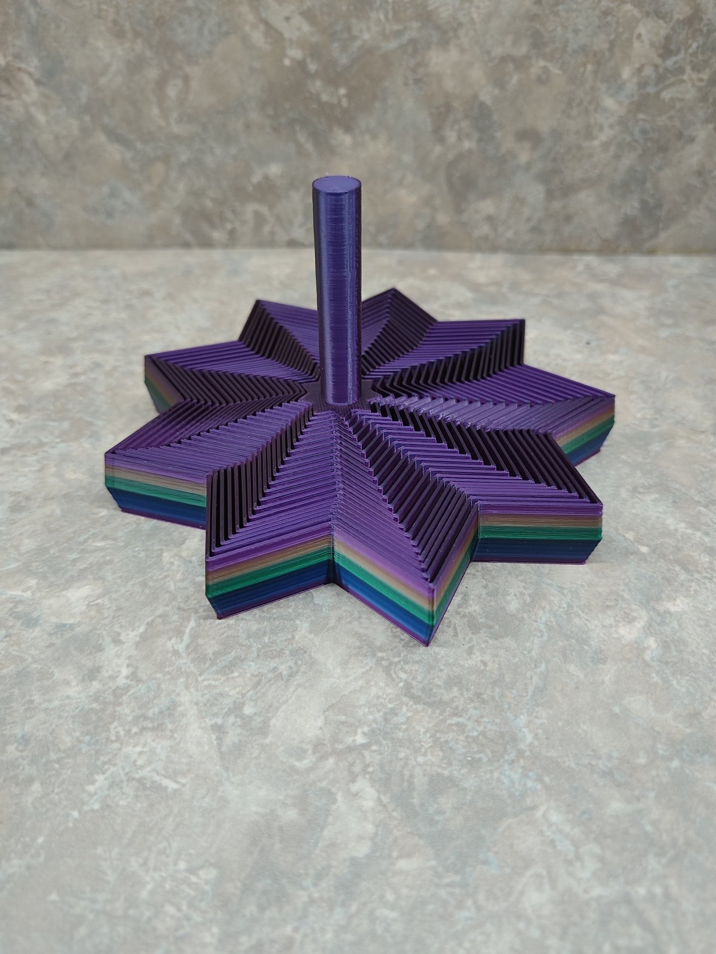 Dönen Yıldız Fidget Oyuncak - Spiral Desenli Masa Topacı