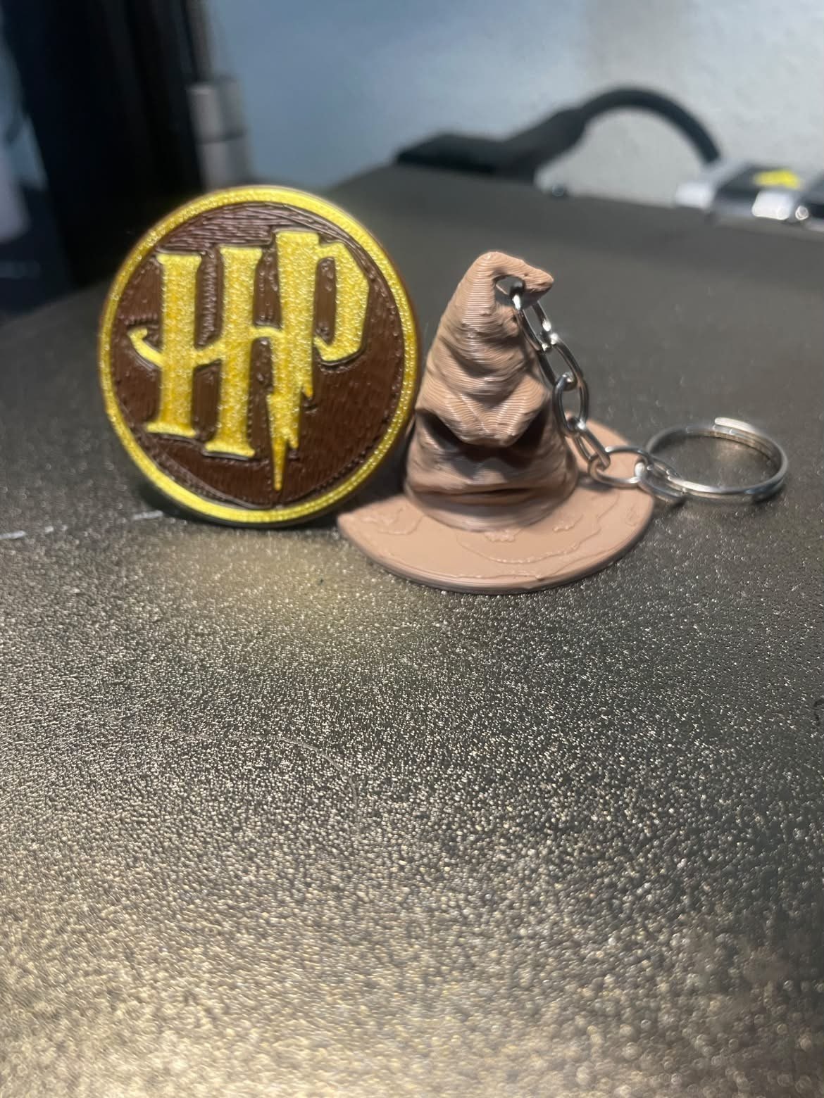 Harry Potter Seçmen Şapka Anahtarlık - 3D Baskı PLA Sorting Hat Anahtarlığı