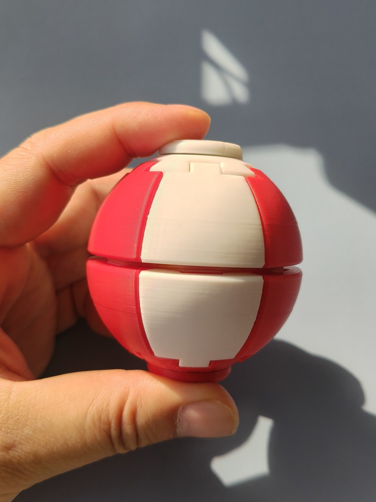 Bas ve Çevir Fidget Topu - Altı Dilimli İki Renkli Mekanik Stres Topu